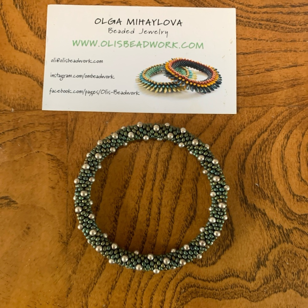 Olga Mihaylova Green and Silver Seed Bead Bracelet